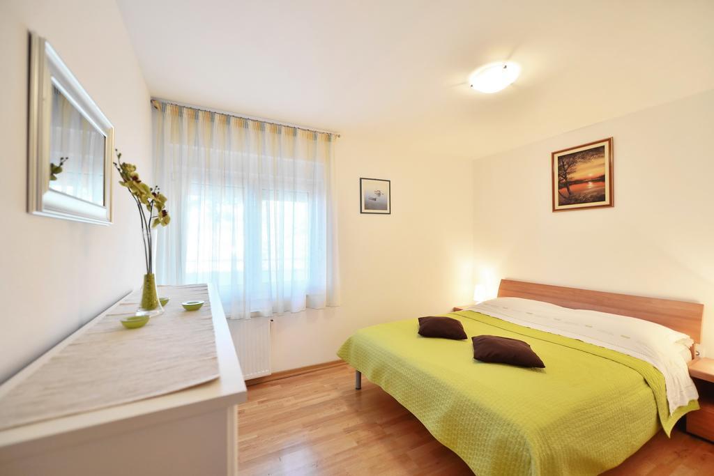 Apartments Vukasovic Mimice Chambre photo