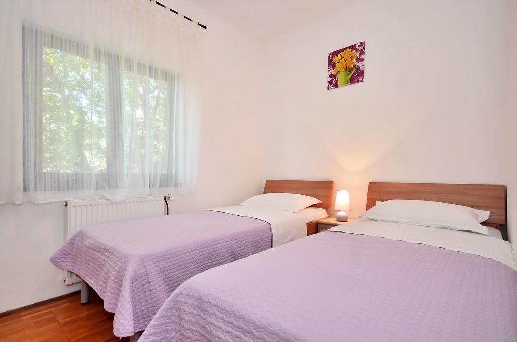 Apartments Vukasovic Mimice Chambre photo