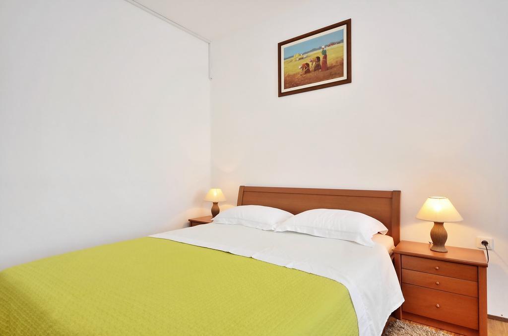 Apartments Vukasovic Mimice Chambre photo