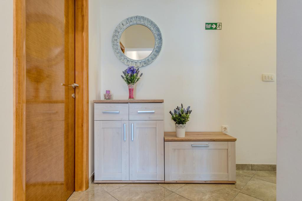 Apartments Vukasovic Mimice Extérieur photo